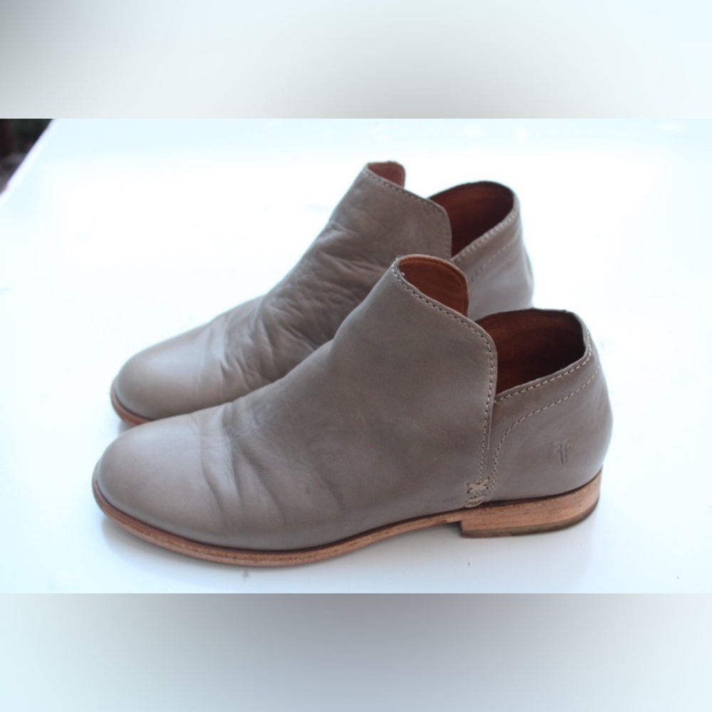 Frye Alyssa Short Booties